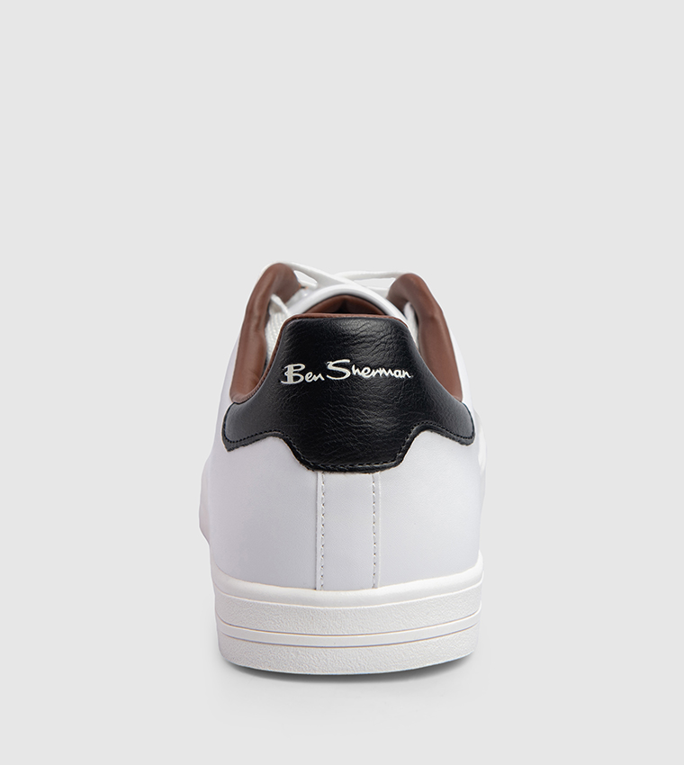 CHASE Lace-Up Sneakers