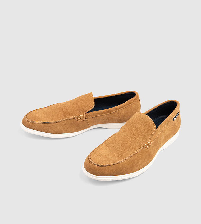 AMARILLO Solid Suede Loafers