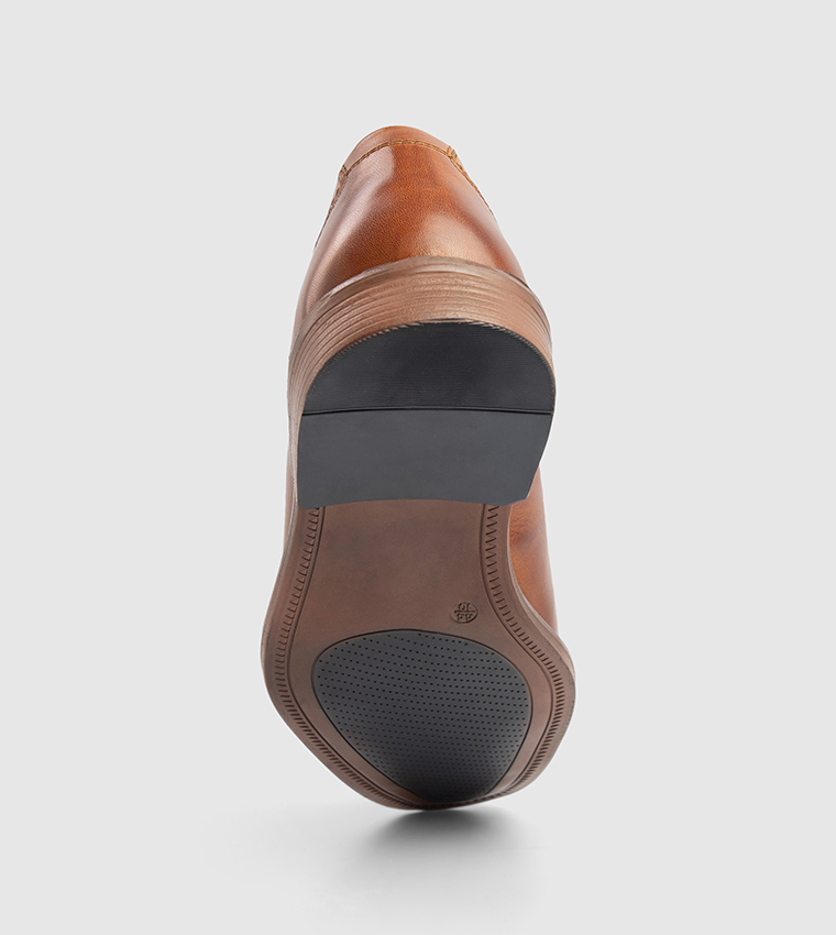 PETHICK Cow Leather Derby Shoes