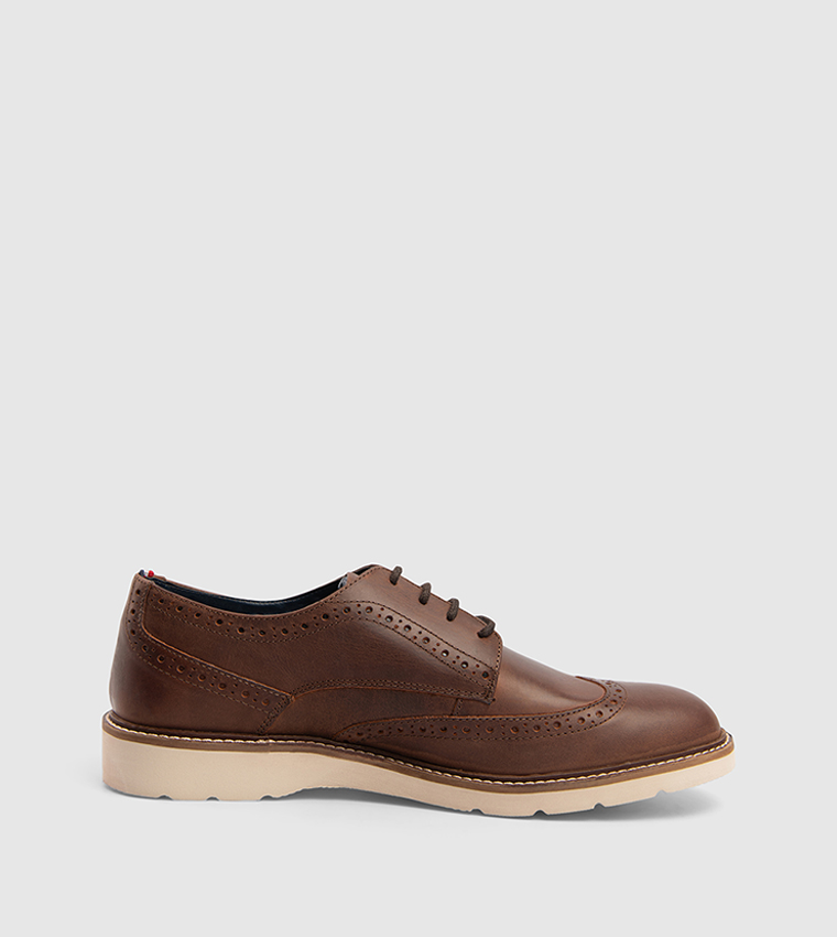HAMPTON Waxy Leather Lace-Up Brogues