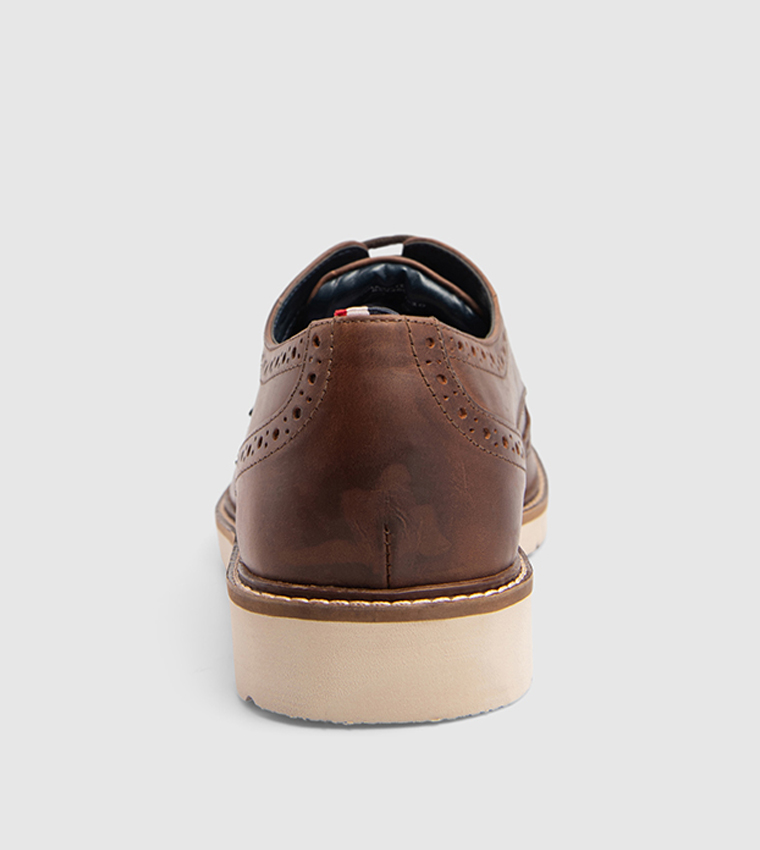HAMPTON Waxy Leather Lace-Up Brogues