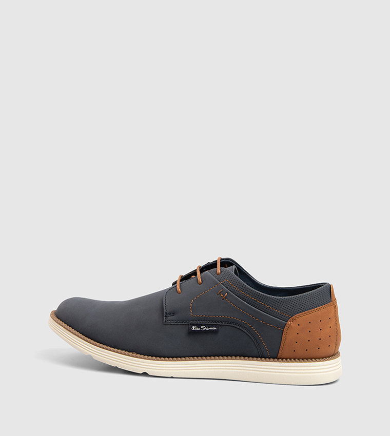 HAVANA Solid Lace-Up Shoes