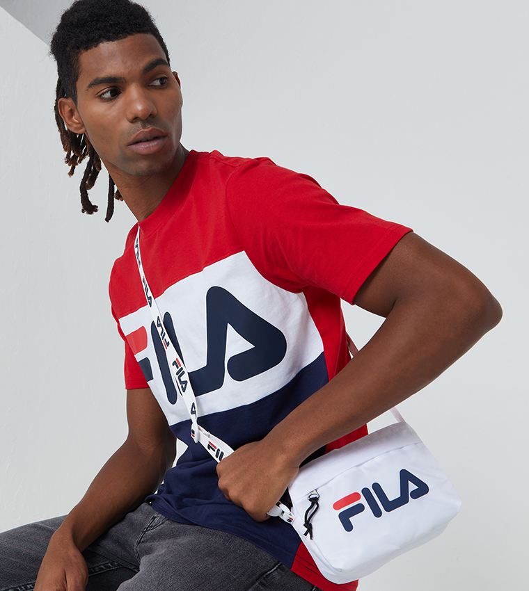 Fila camera online bag