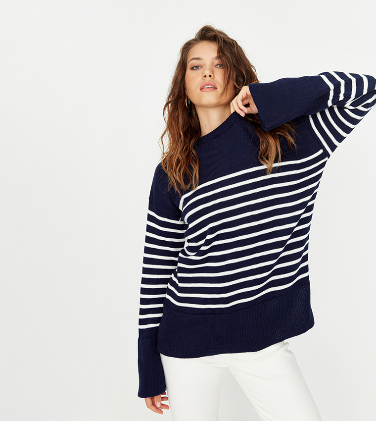 Buy Trendyol Oversize Striped Knitted Sweater In NAVY BLUE | 6thStreet UAE