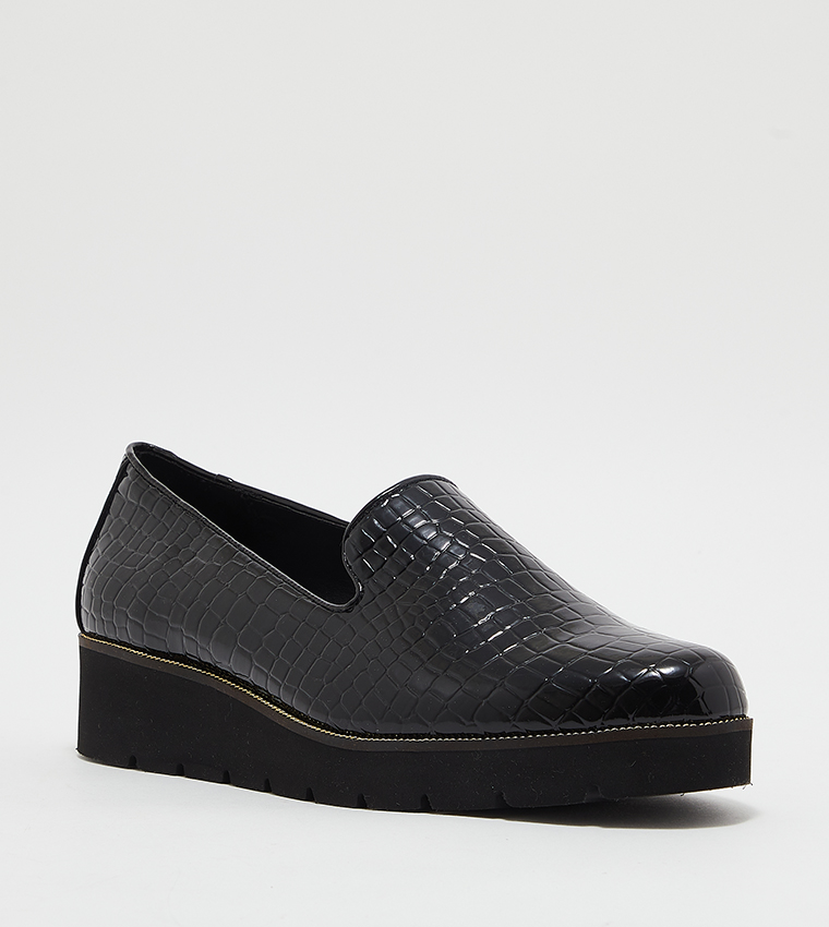 GLIDES Croc Textured Moccasins