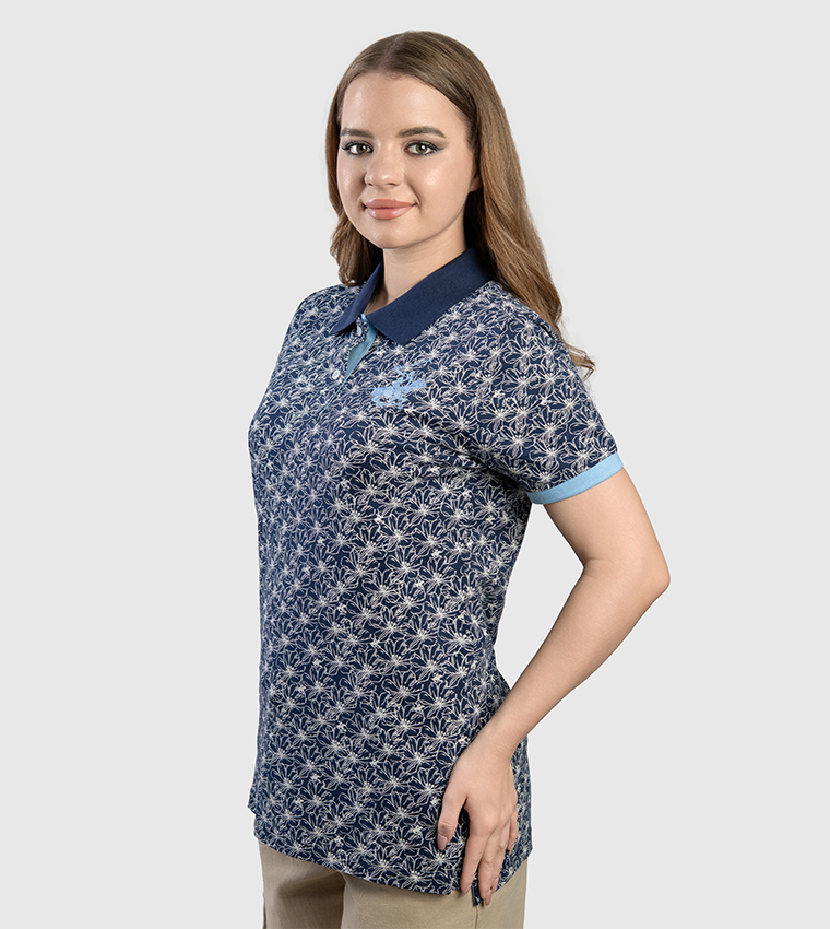 تيشيرت بولو بأكمام قصيرة وطبعة 