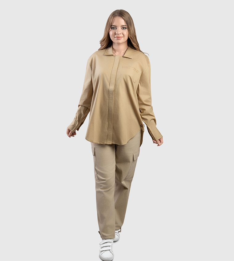 قميص سادة بأكمام طويلة  