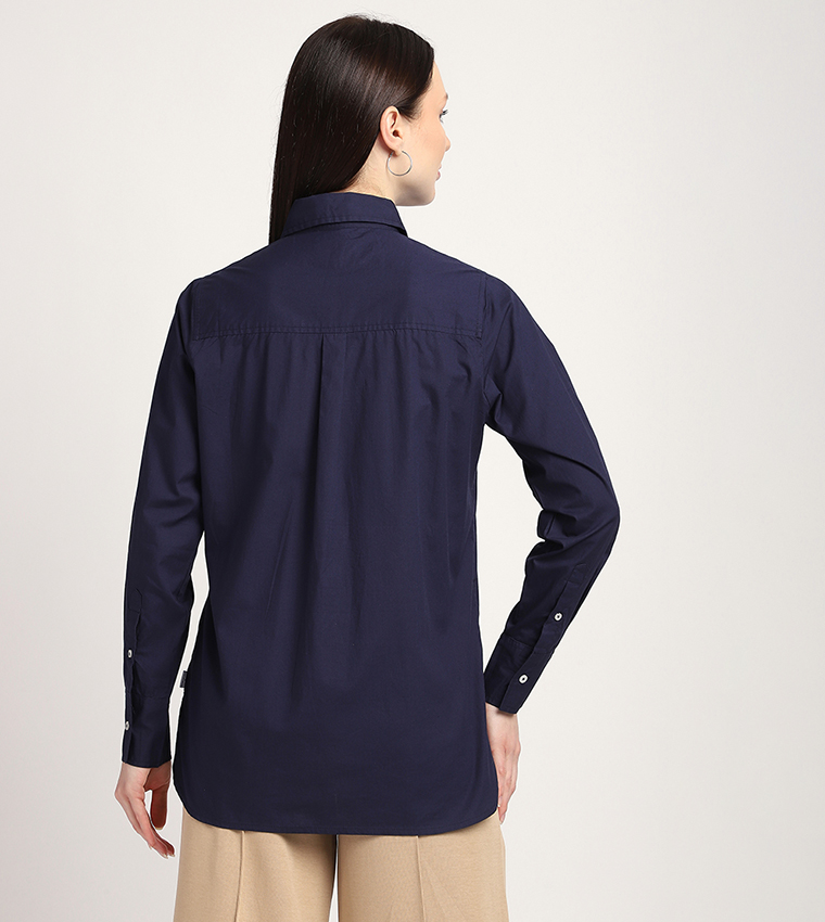 قميص منسوج مطرز