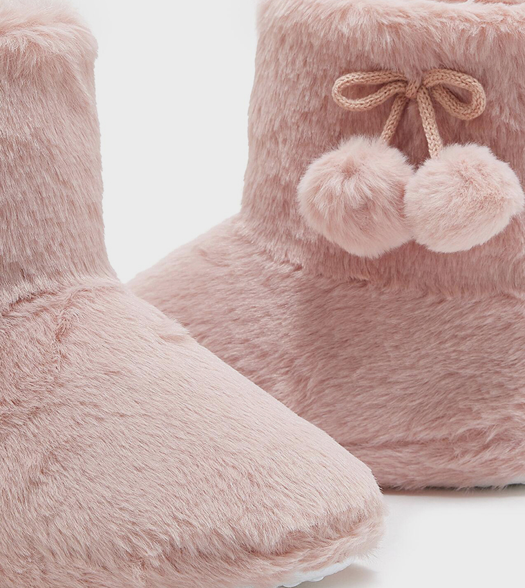 حذاء منزلي بنقشة حيوانات