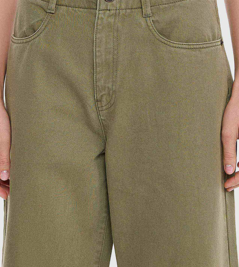 Solid Culottes with Button Closure