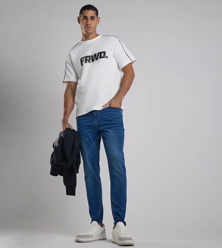 Faded Regular Fit Jeans with Button Closure