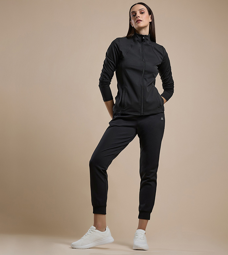 Solid Active Jacket with Zipper Closure