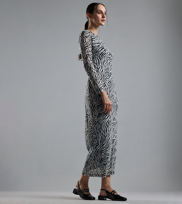 Patterned Bodycon Dress with Crew Neck and Long Sleeves