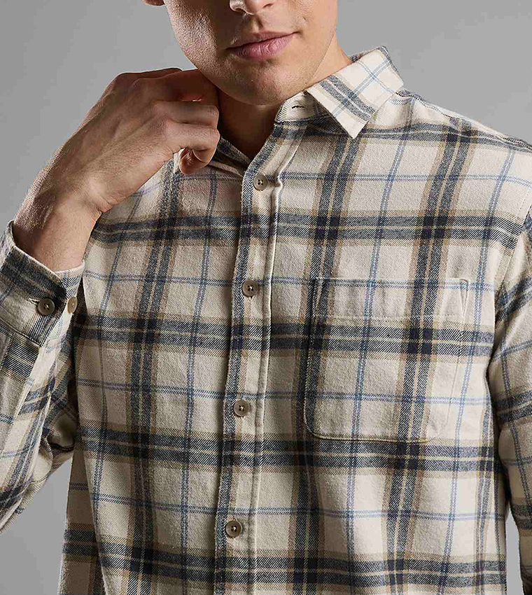 Plaid Shirt with Classic Collar and Long Sleeves