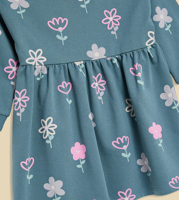 Printed Dress with Crew Neck and Long Sleeves