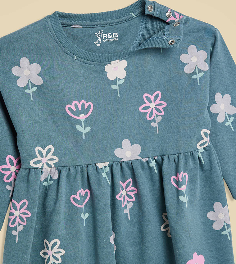 Printed Dress with Crew Neck and Long Sleeves