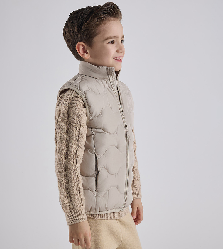 Quilted Gilet with Zipper Closure