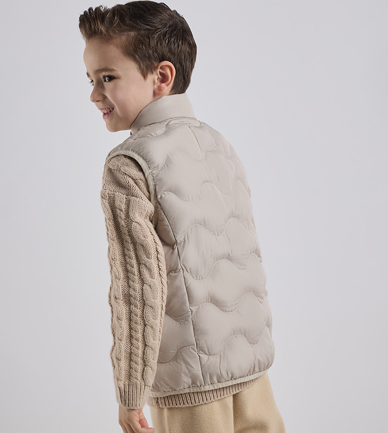 Quilted Gilet with Zipper Closure