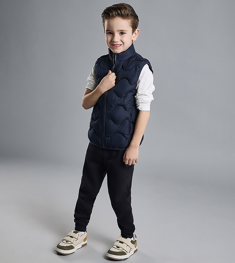 Quilted Gilet with Zipper Closure