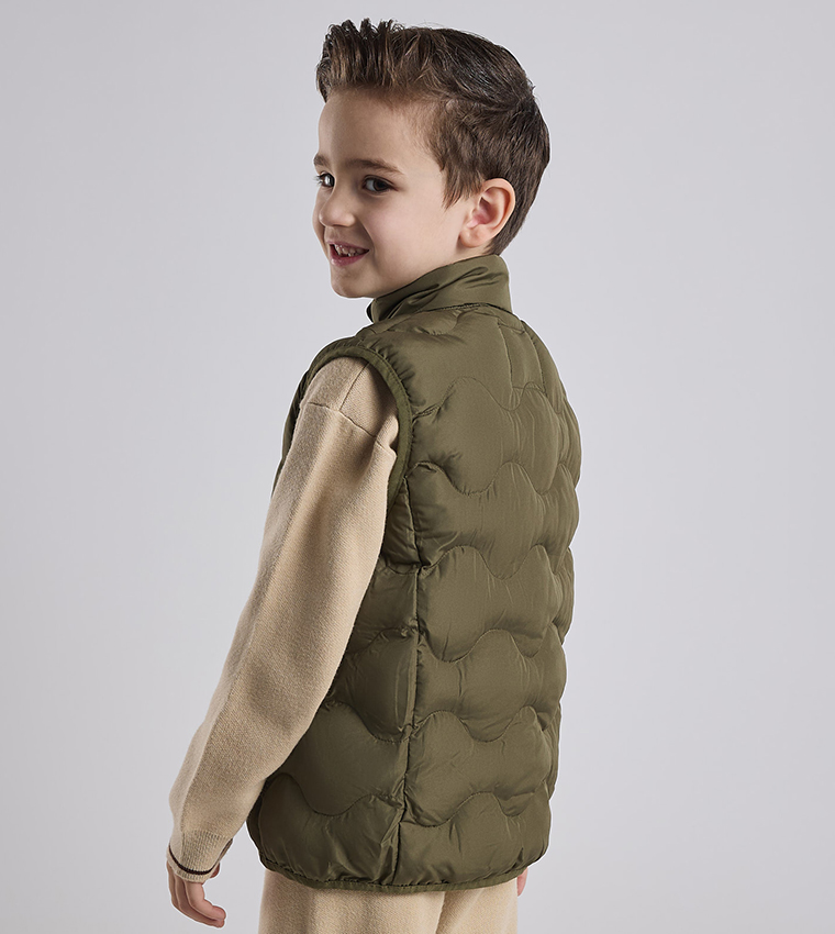 Quilted Gilet with Zipper Closure