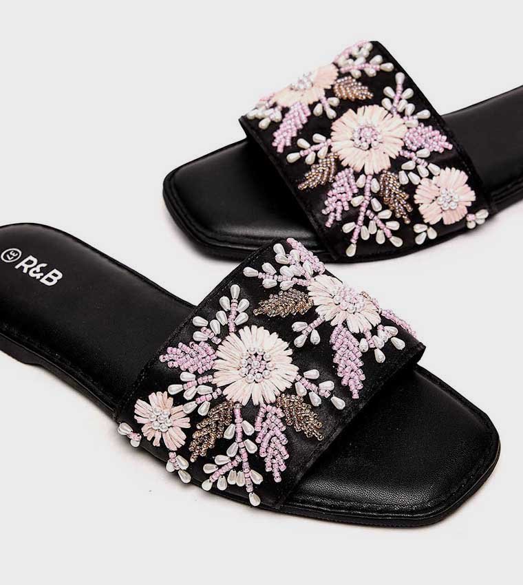 Embellished Flat Sandals