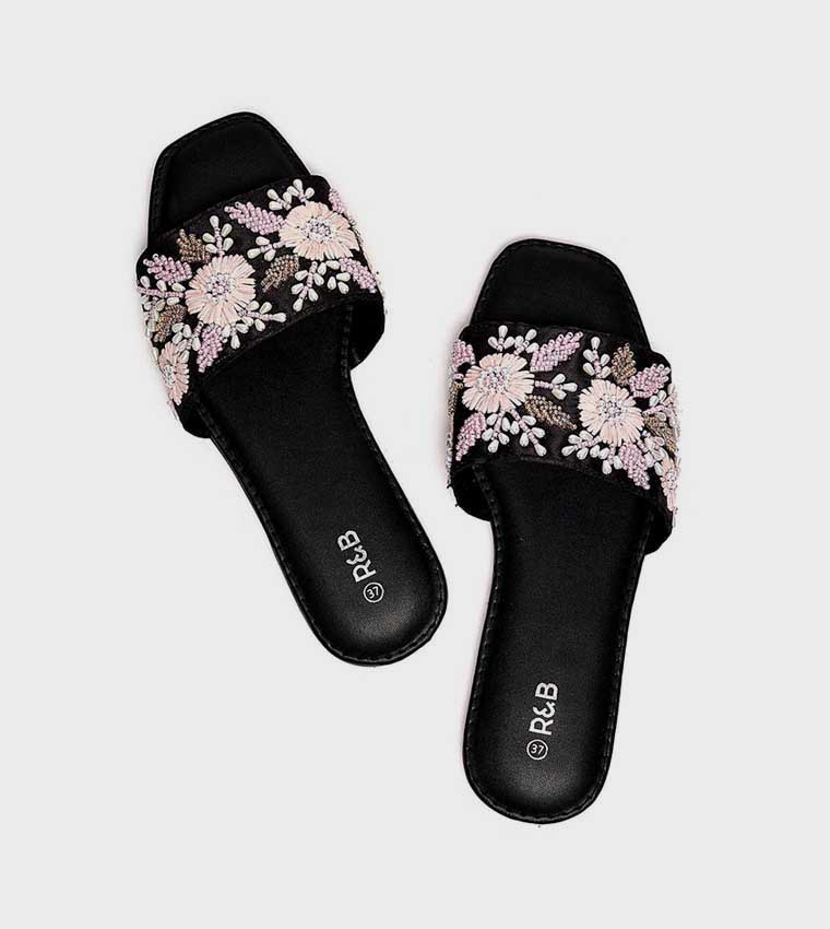 Embellished Flat Sandals