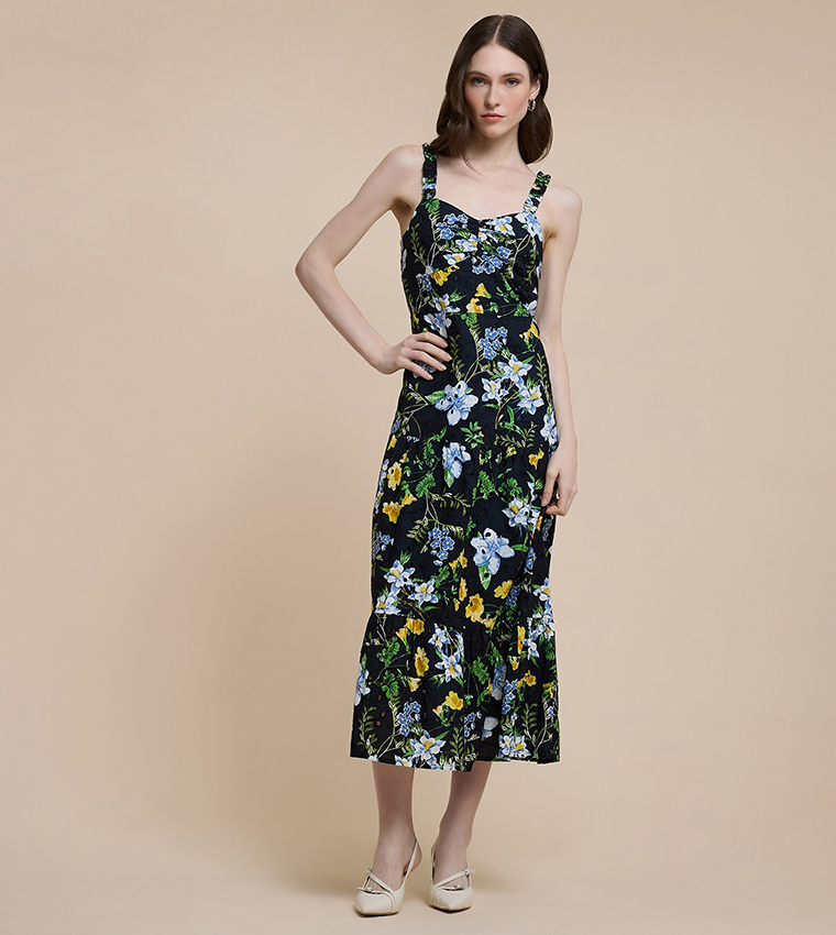 فستان ميدي بطبعة ورود بدون كم بياقة سويتهارت