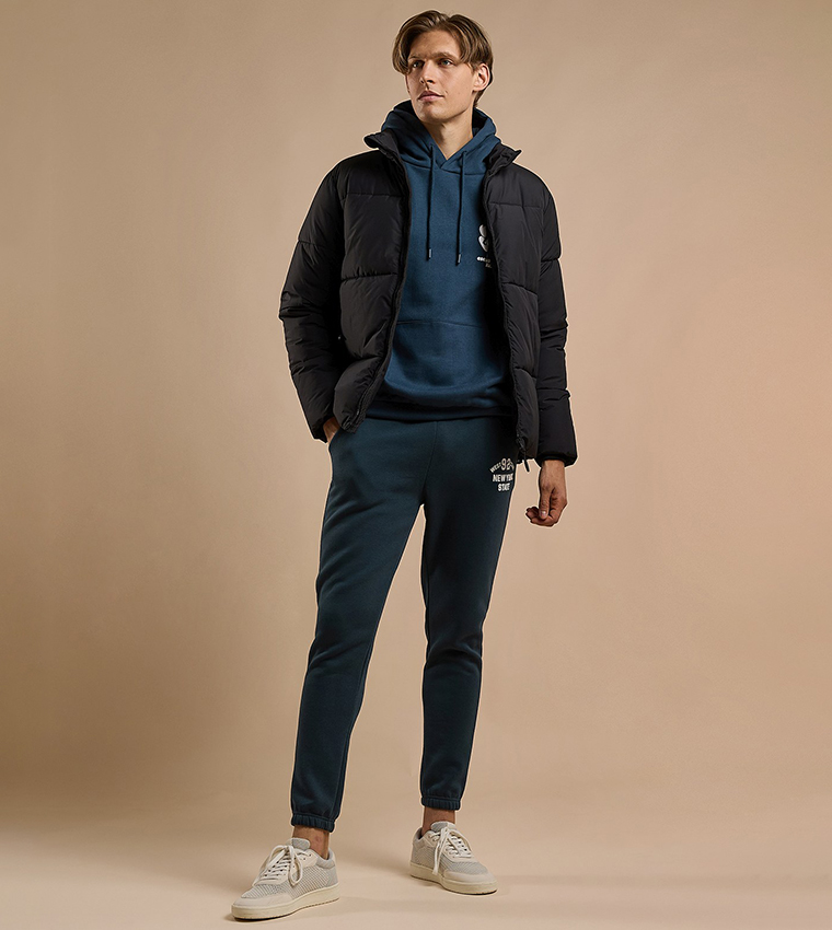 Quilted Puffer Jacket with Zipper Closure