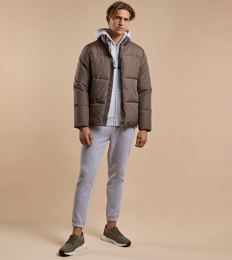 Quilted Puffer Jacket with Zipper Closure
