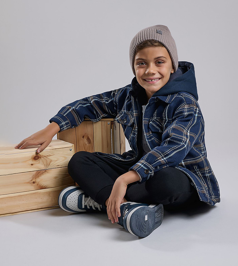 Plaid Shirt with Classic Collar and Long Sleeves