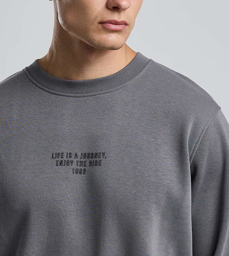 Typography Print Sweatshirt with Crew Neck and Long Sleeves