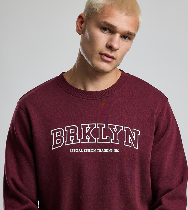 Typography Print Sweatshirt with Crew Neck and Long Sleeves