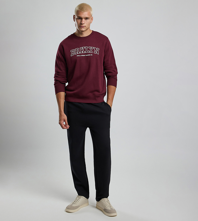Typography Print Sweatshirt with Crew Neck and Long Sleeves