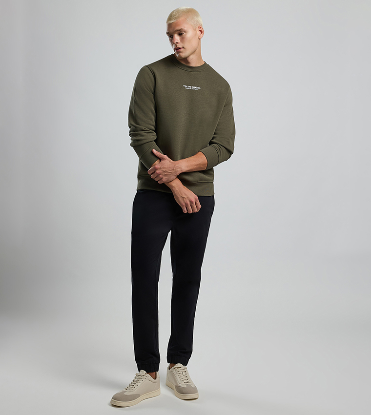 Typography Print Sweatshirt with Crew Neck and Long Sleeves