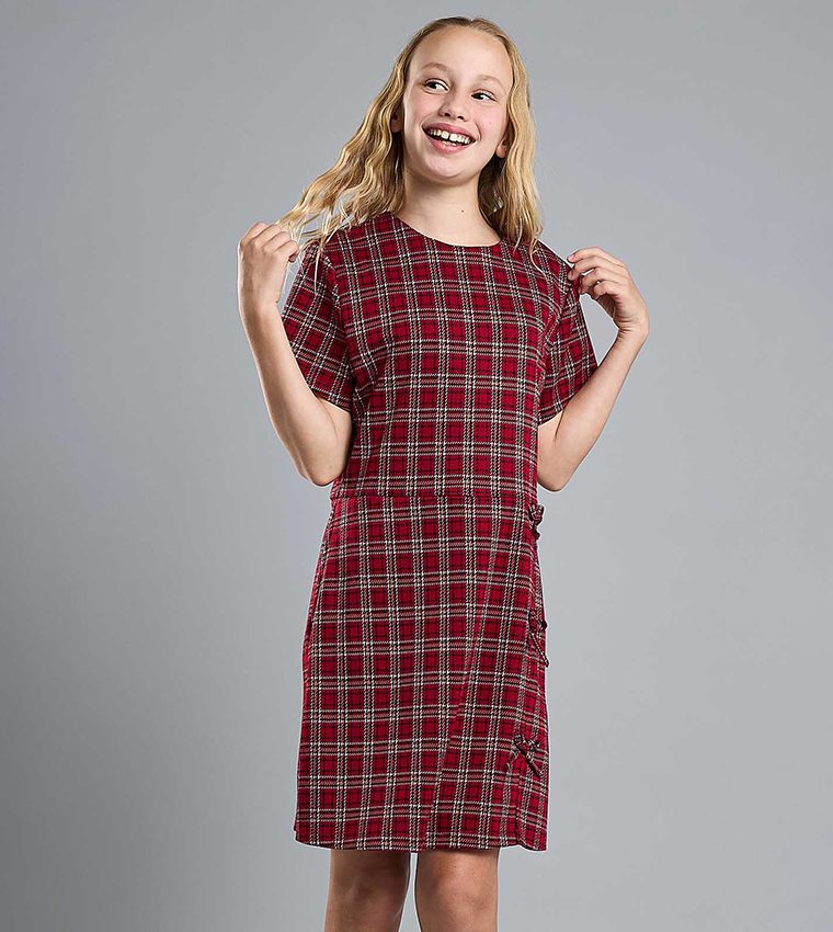 Plaid Shift Dress with Round Neck and Short Sleeves