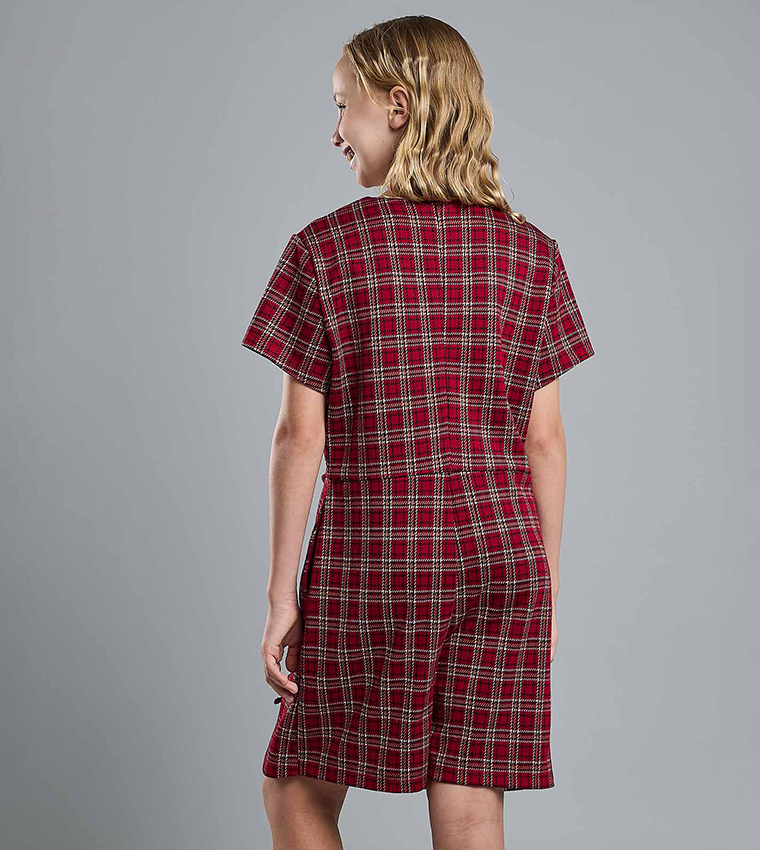 Plaid Shift Dress with Round Neck and Short Sleeves