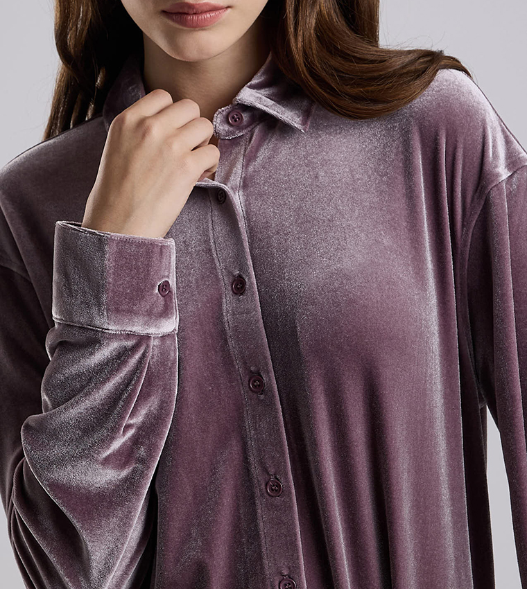 Solid Shirt with Classic Collar and Long Sleeves