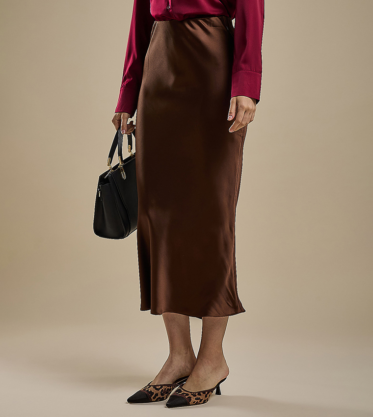 Solid Midi Skirt with Zipper Closure