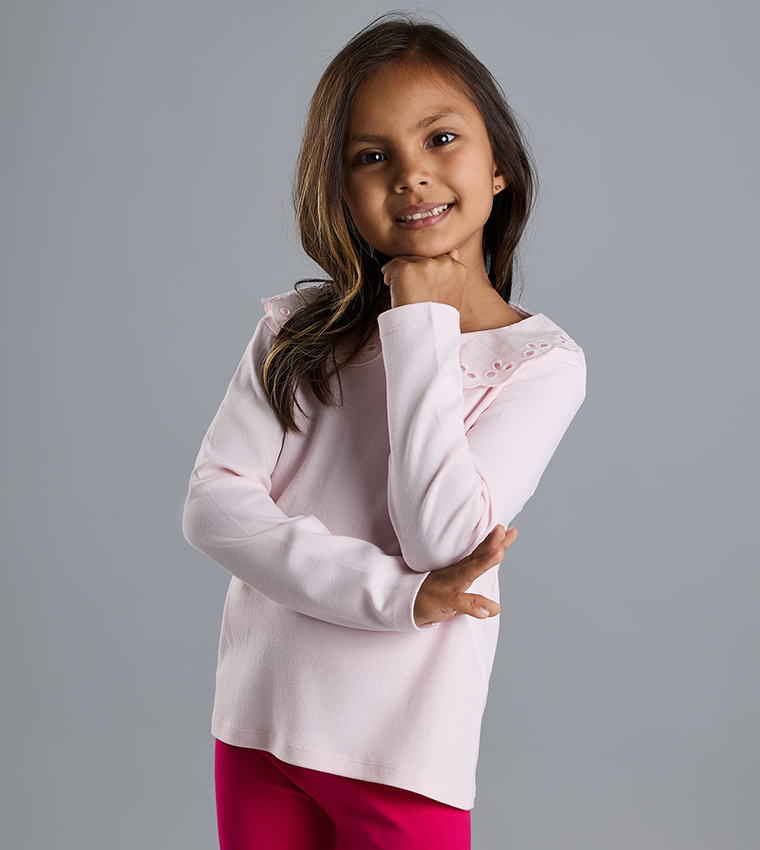 Solid Top with Baby Collar and Long Sleeves
