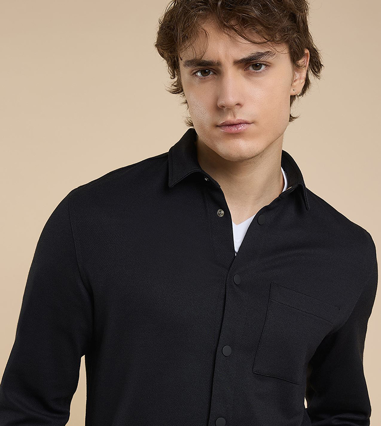 Solid Shirt with Classic Collar and Long Sleeves