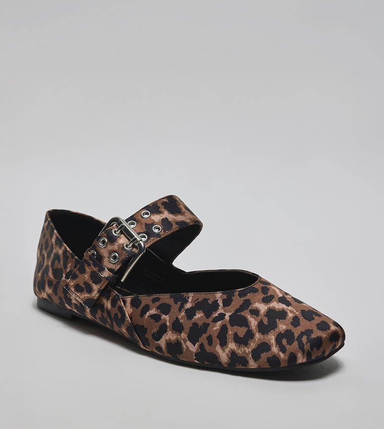 Glossy Mary Jane Shoes