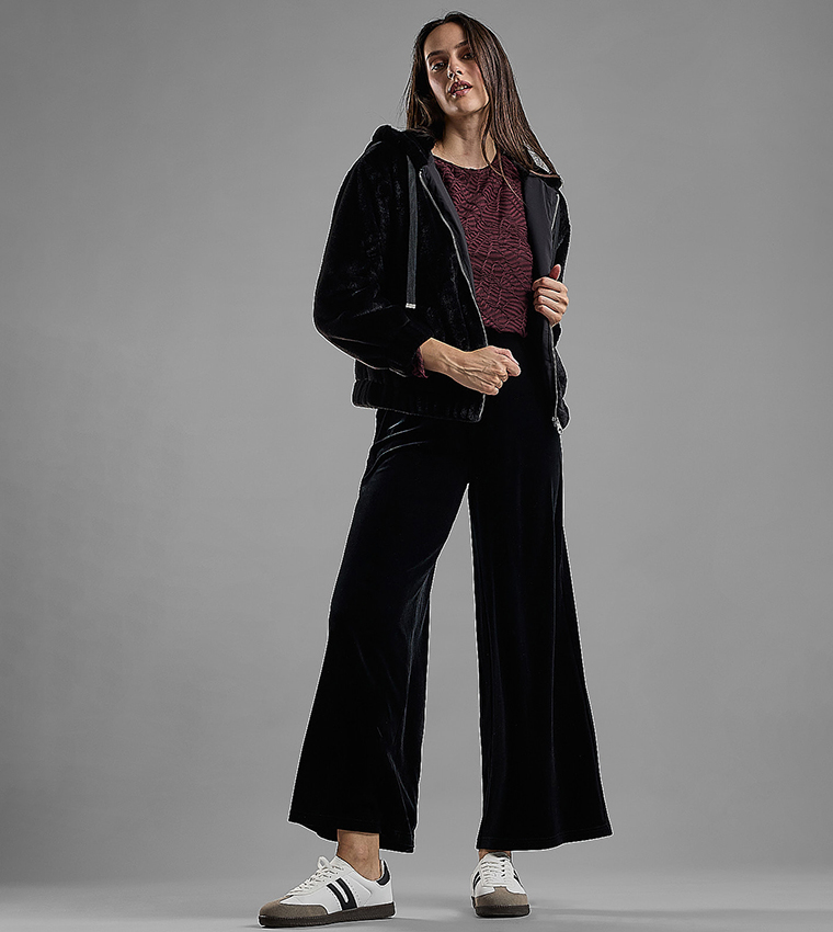 Solid Hooded Jacket with Zipper Closure