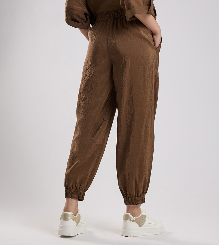 جوغر سادة برباط على الخصر 