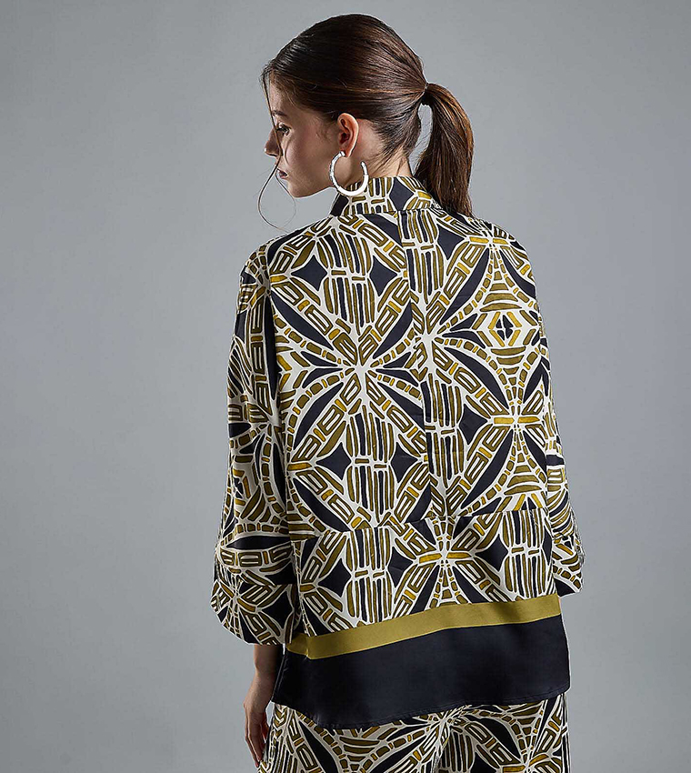 Patterned Shirt with Classic Collar and 3/4 Sleeves