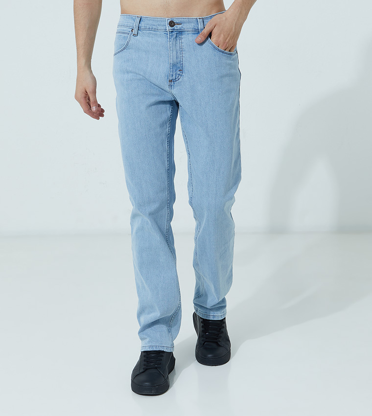 Buy Wrangler Mid Rise Straight Fit Jeans In White | 6thStreet Bahrain Buy Wrangler Mid Rise Straight Fit Jeans In White | 6thStreet Bahrain