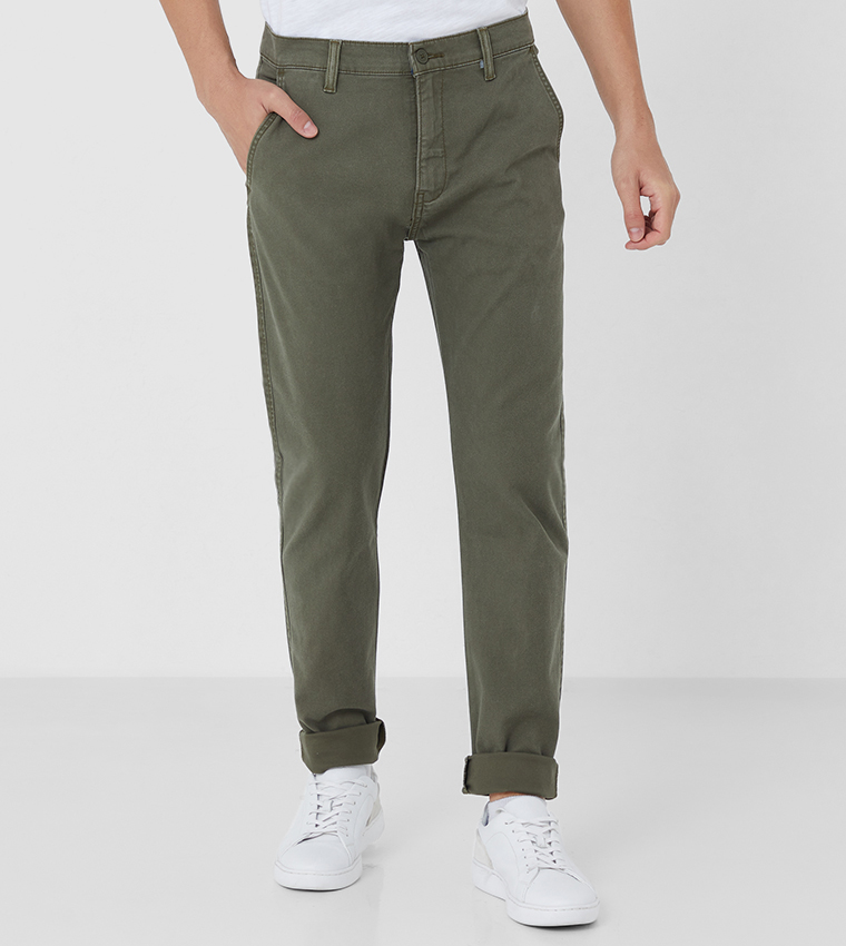 Buy Levi's Tapered Leg Chino Pants In Green 6thStreet Saudi Arabia