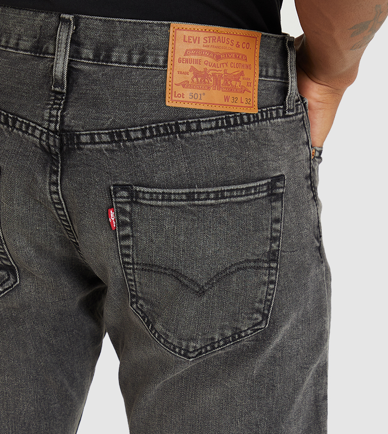 Buy Levi's Original Fit Button Clouser With Belt Loop Jeans In Blue |  6thStreet Kuwait