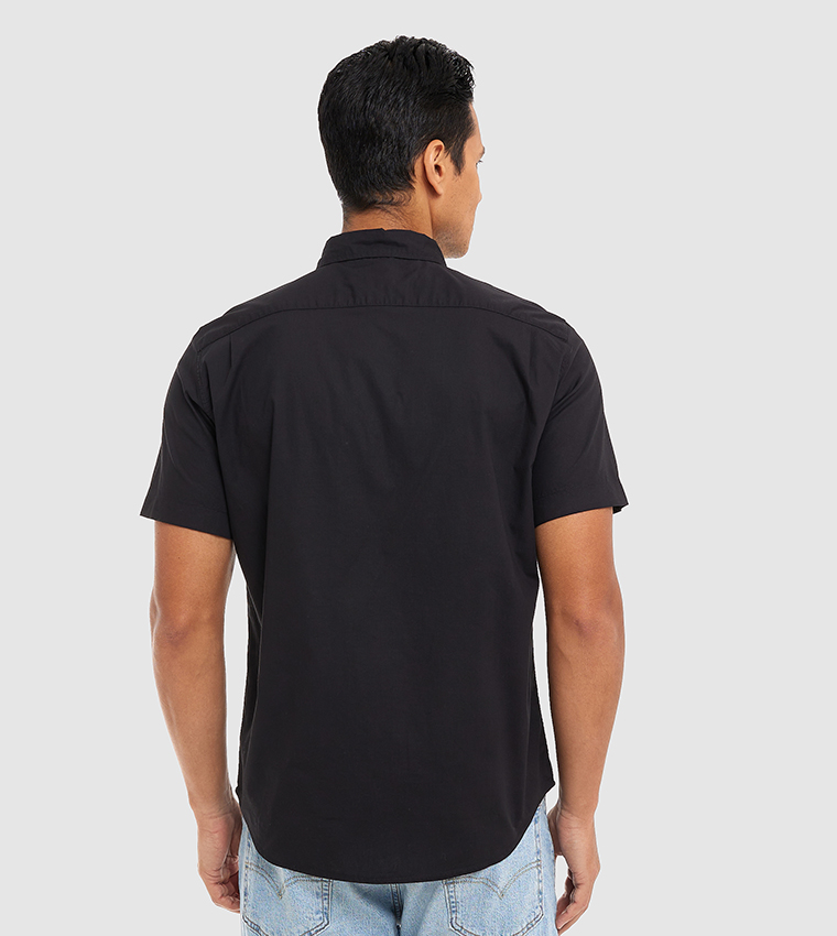 Classic Standard Fit Short Sleeves Shirt