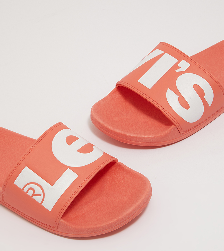 levi's slippers
