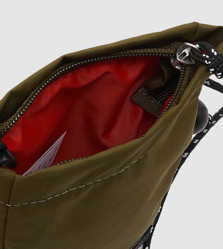 Buy Levi's Modular Lanyard Bag In Green | 6thStreet Saudi Arabia